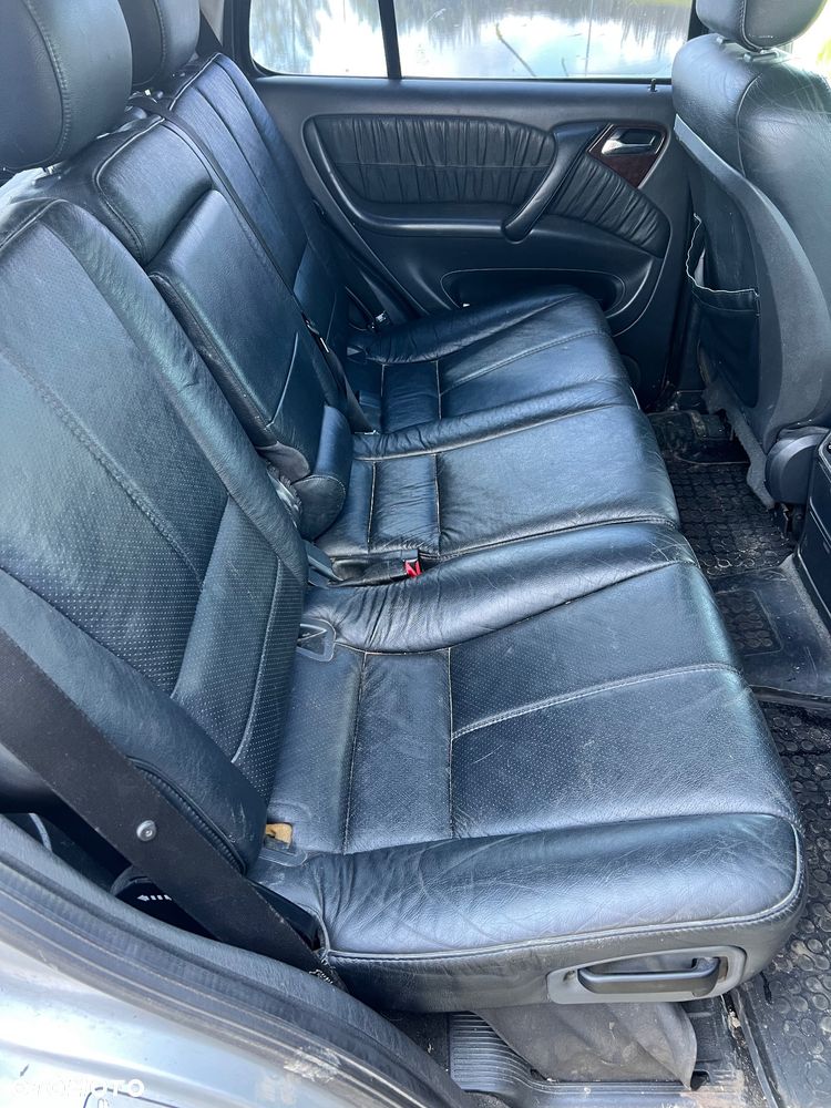 Mercedes-Benz ML - 6