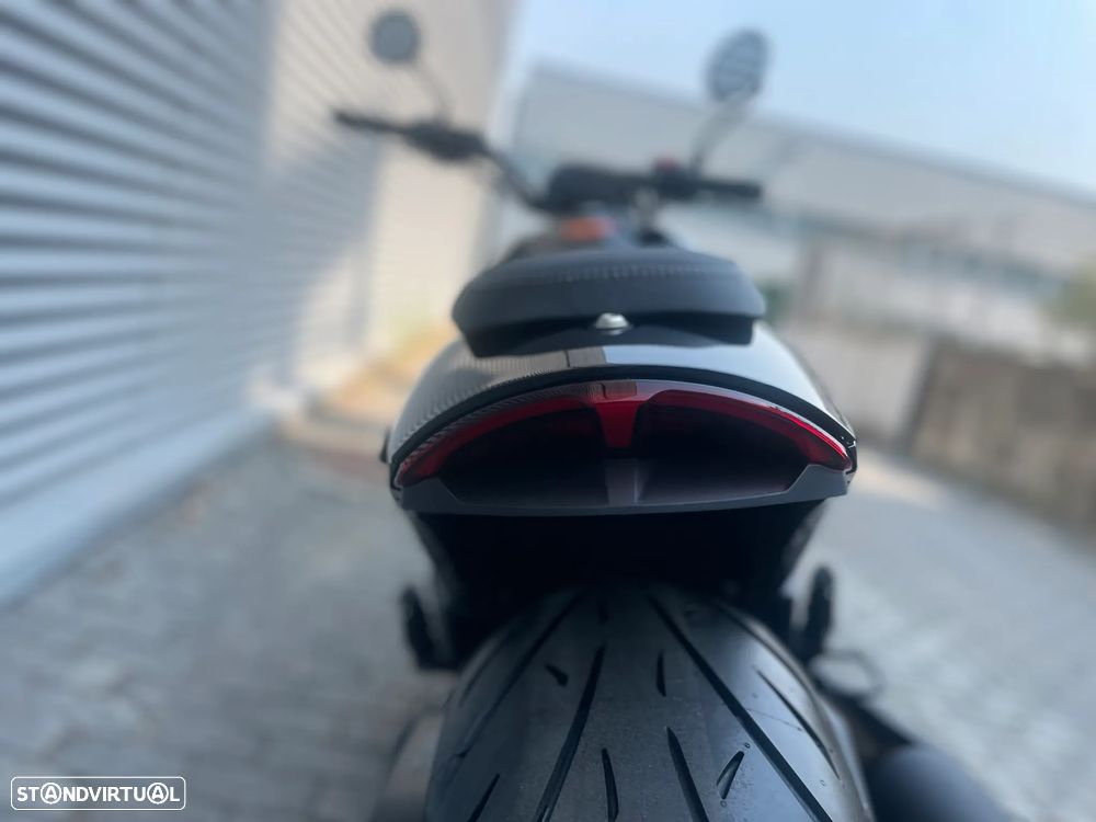 Morbidelli C1002V - 8