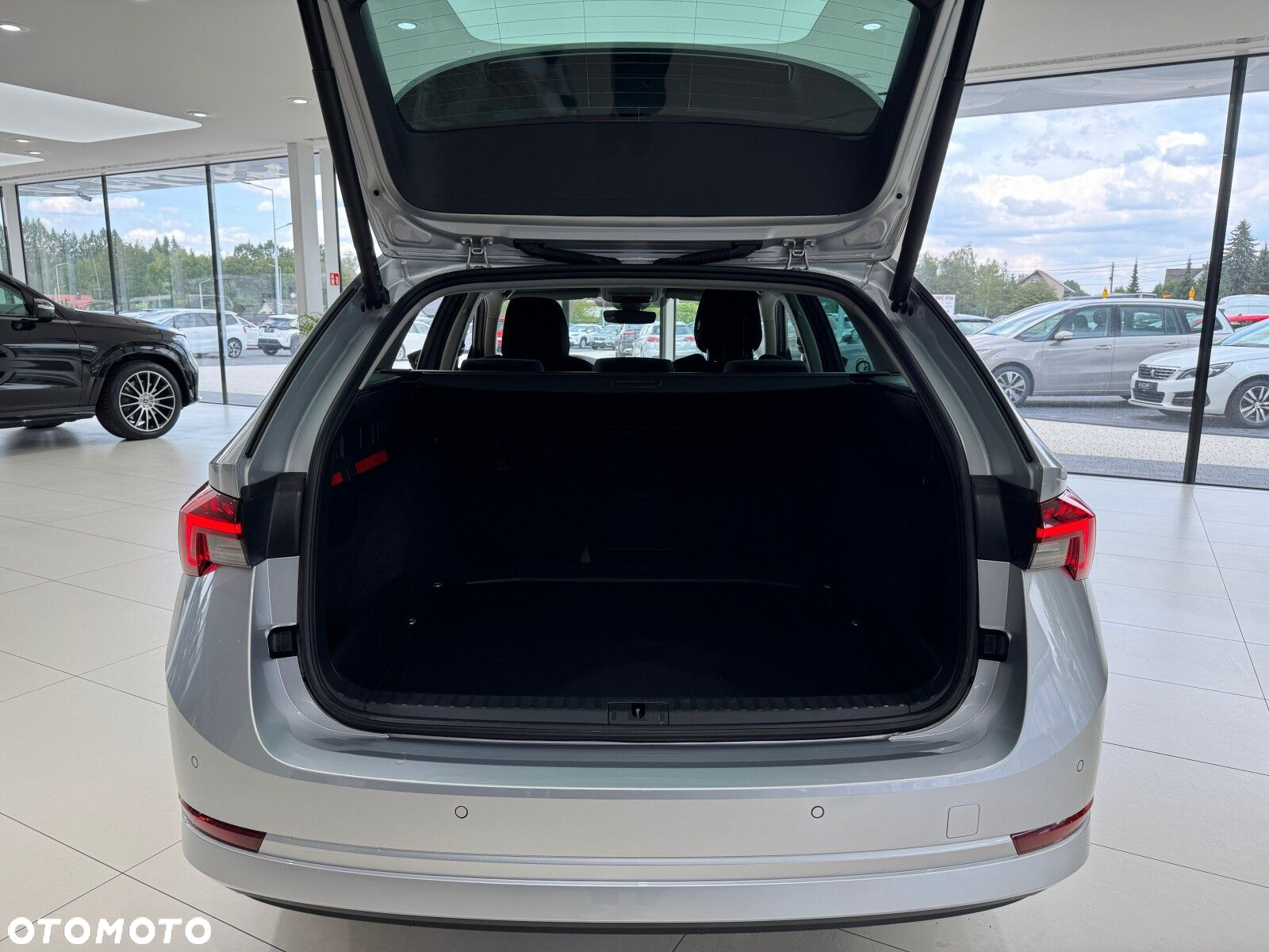 Skoda Octavia 2.0 TDI Style DSG - 17