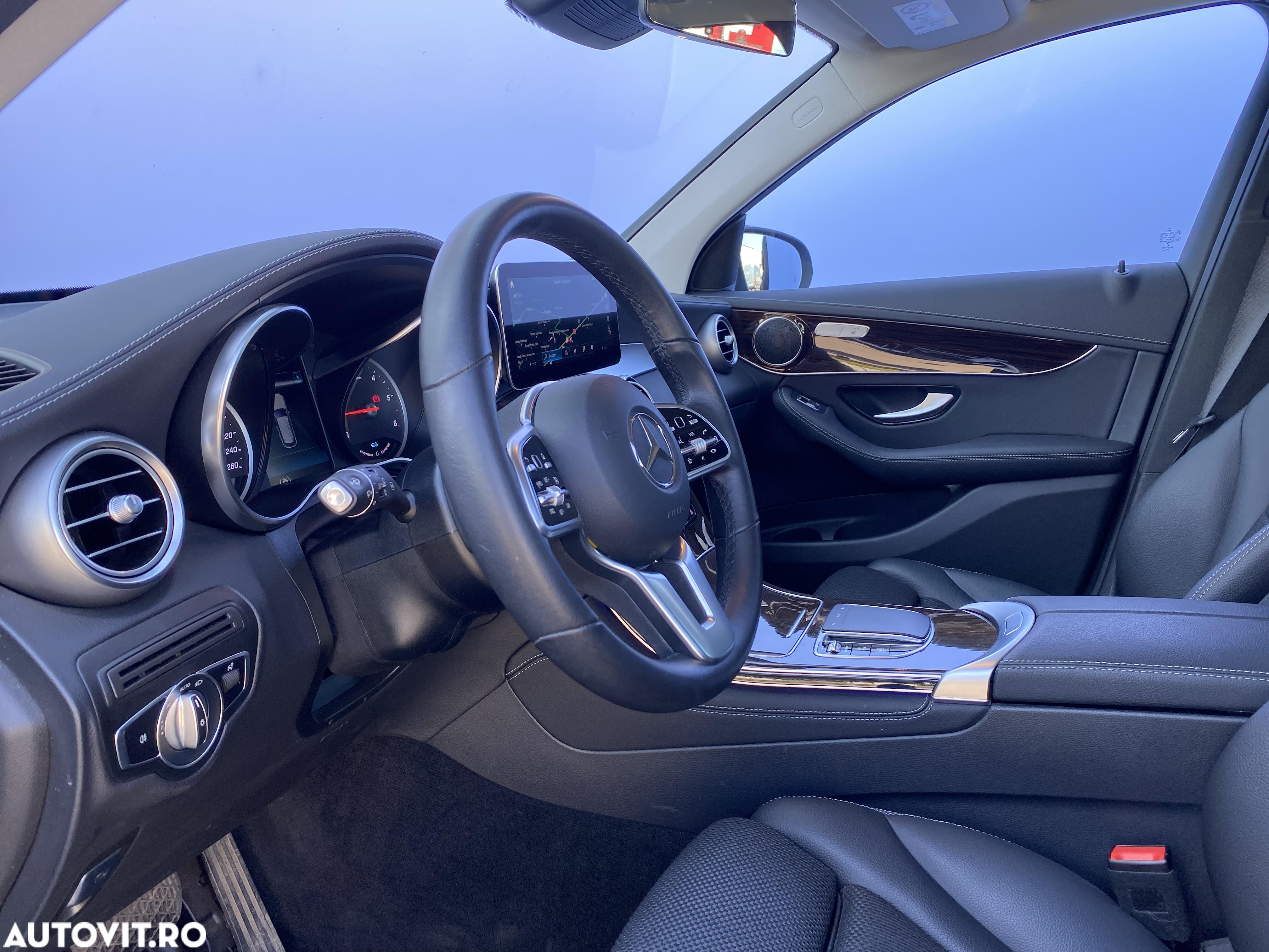 Mercedes-Benz GLC 300 de 4MATIC - 10