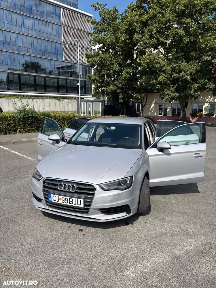 Audi A3 1.6 TDI clean Stronic Ambition - 2