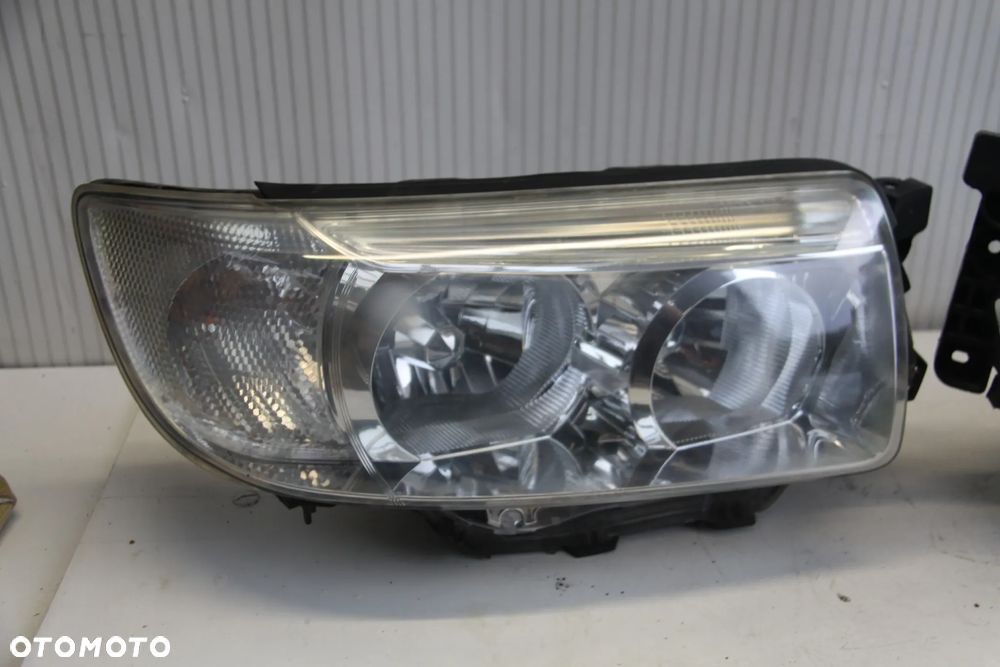 Subaru Forester SG LIFT 05 > 08 Lampa Przód Prawa / Lewa Oryginał Europa - 5