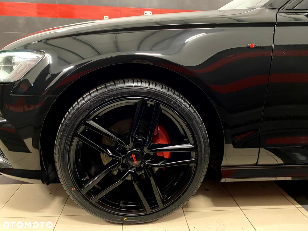 Audi A6 Avant 2.0 TDI Ultra DPF S tronic - 9