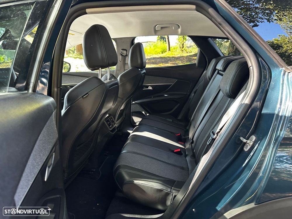 Peugeot 3008 1.5 BlueHDi Allure Pack EAT8 - 13
