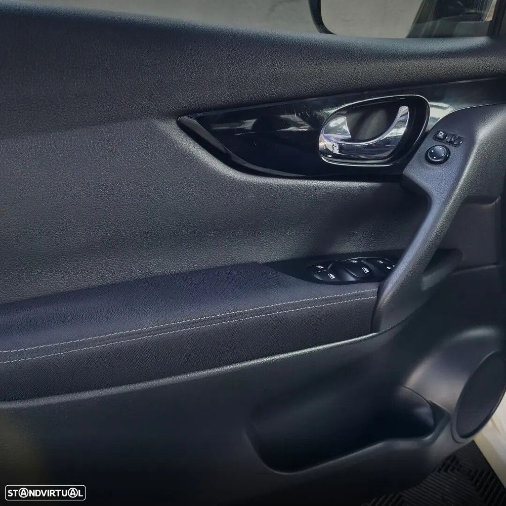 Nissan Qashqai 1.5 dCi Acenta C/Barras de Tejadilho - 11