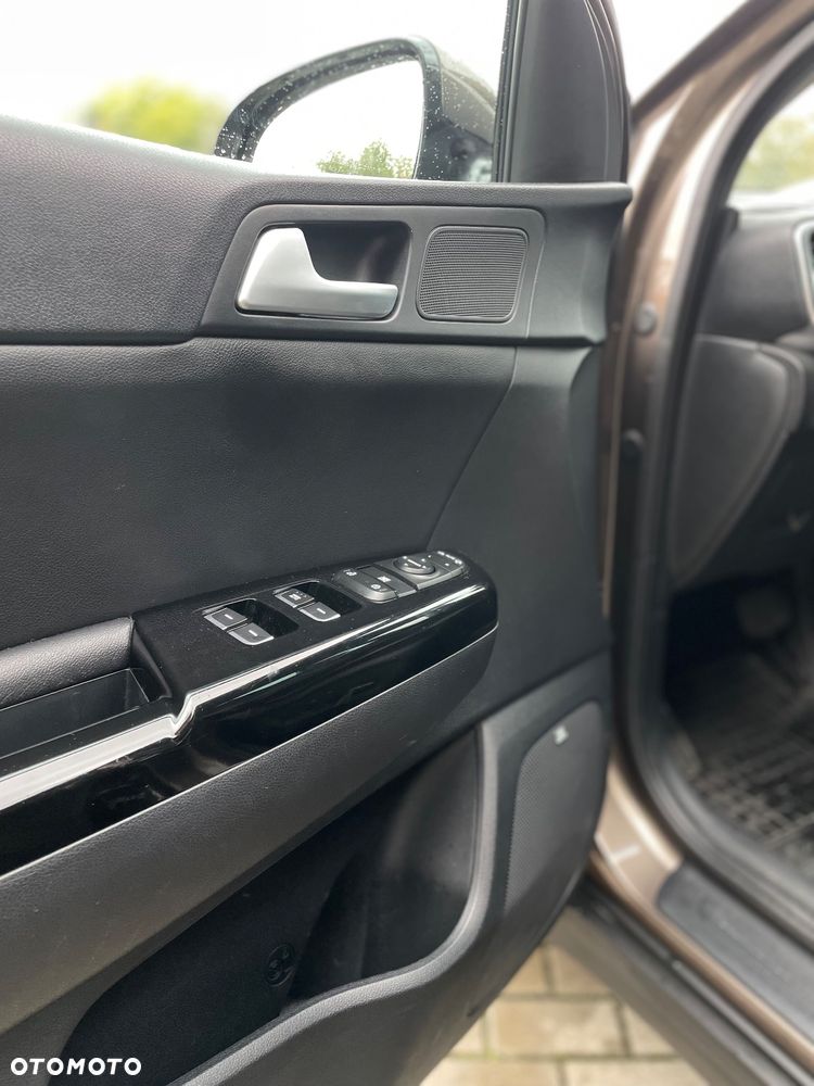 Kia Sportage 1.6 T-GDI Business Line 4WD DCT - 5