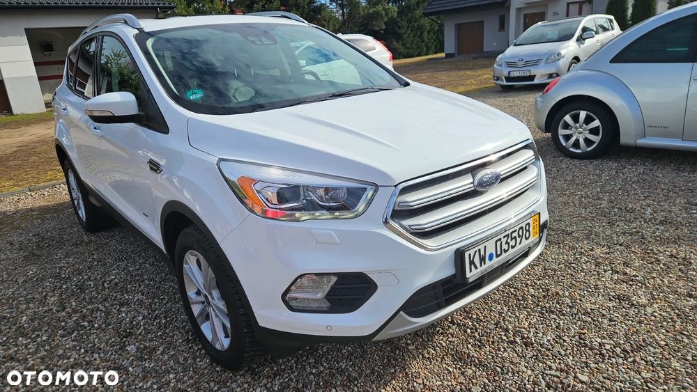 Ford Kuga - 24