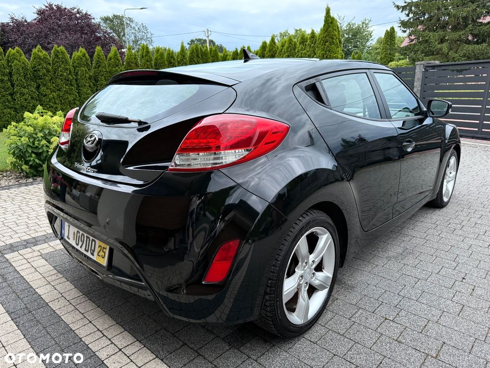 Hyundai Veloster 1.6 Premium - 12