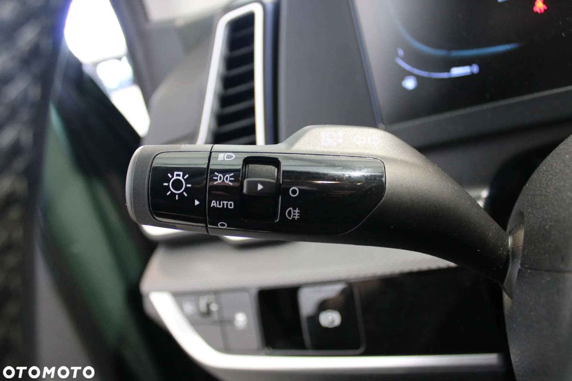 Kia Sportage 1.6 T-GDI MHEV M 2WD DCT - 11