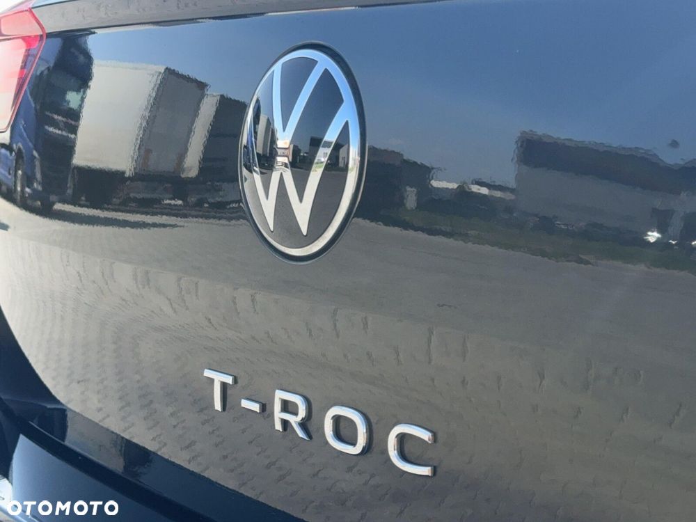 Volkswagen T-Roc - 12