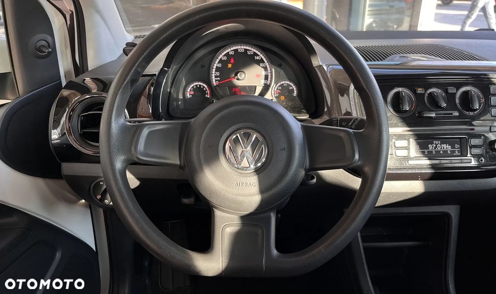 Volkswagen up! 1.0 move CityLine - 12