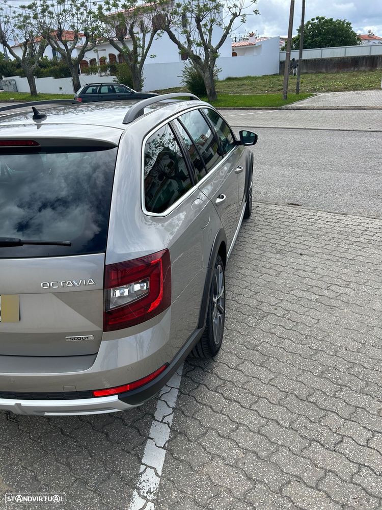 Skoda Octavia Break 2.0 TDI Scout 4x4 - 3