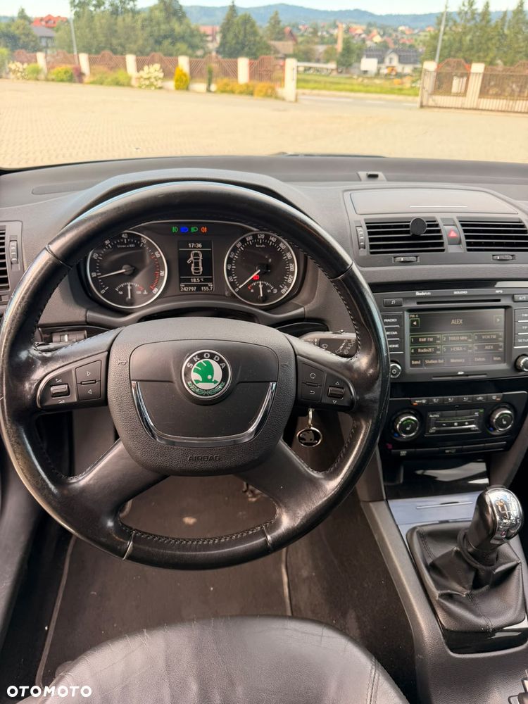 Skoda Octavia 1.8 TSI L&K - 8