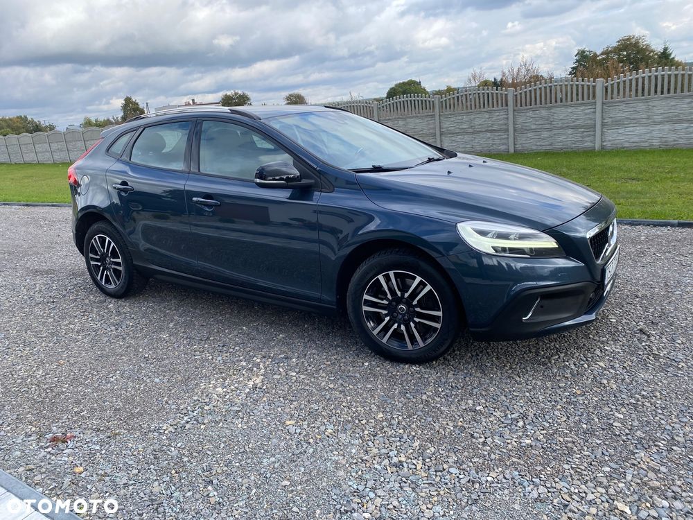 Volvo V40 Cross Country D2 Drive-E Momentum - 2