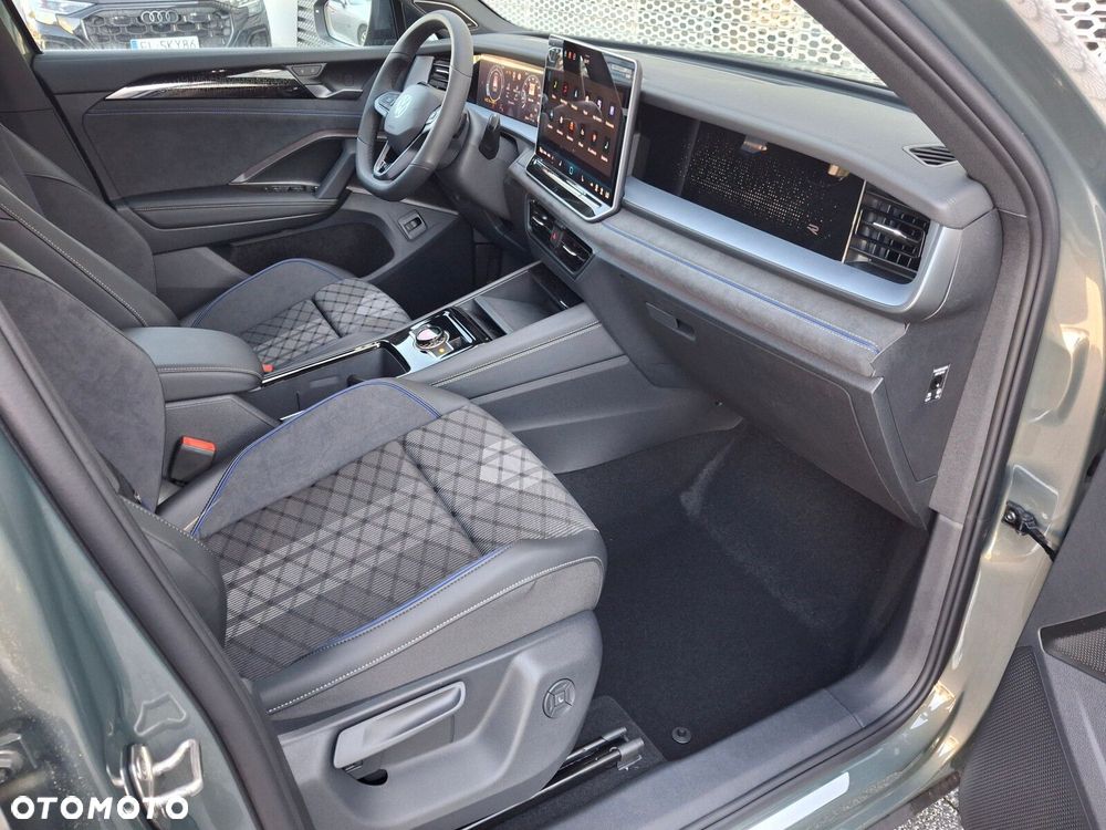 Volkswagen Tayron 2.0 TDI SCR 4Mot R-Line Plus DSG - 19