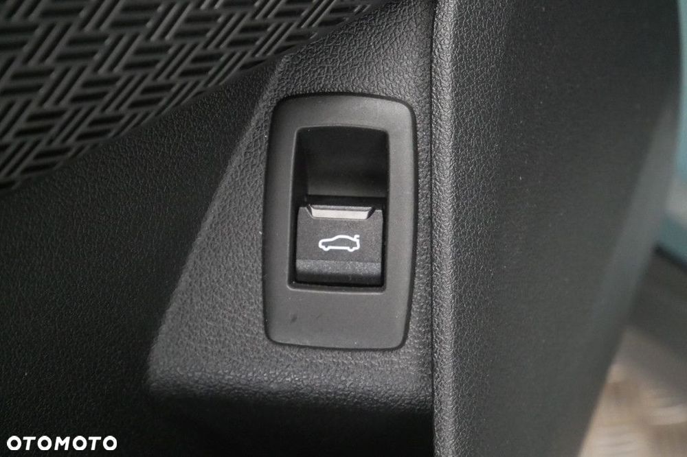 BMW X1 - 18
