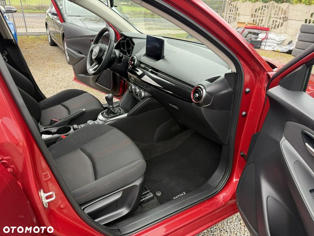 Mazda 2 - 15