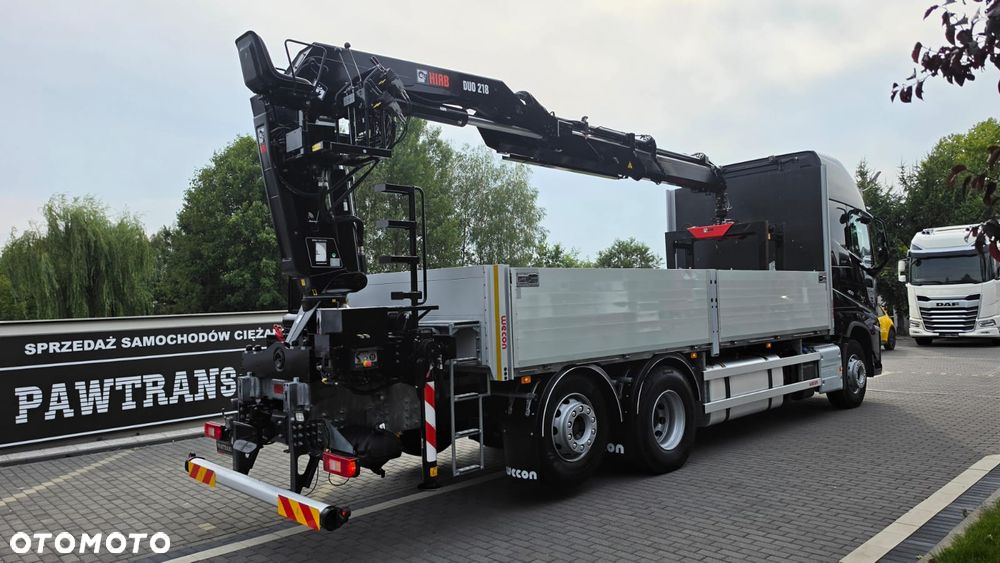 Volvo ///FH///460///2023///GLOBETROTTER/// XXL///HDS///HIAB///WECON///CHWYTAK/// ROTATOR///WAGA///JEDYNE 125 TYŚ KM/// PRZYCZEPA///FULL LED///VIRTUAL COCPIT/// STAN JAK NOWY. - 4