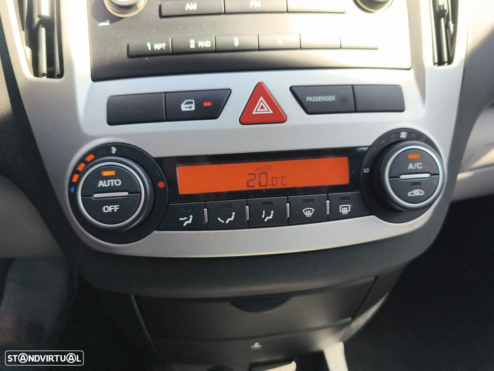 Kia Ceed 1.4 CVVT EX ISG - 58