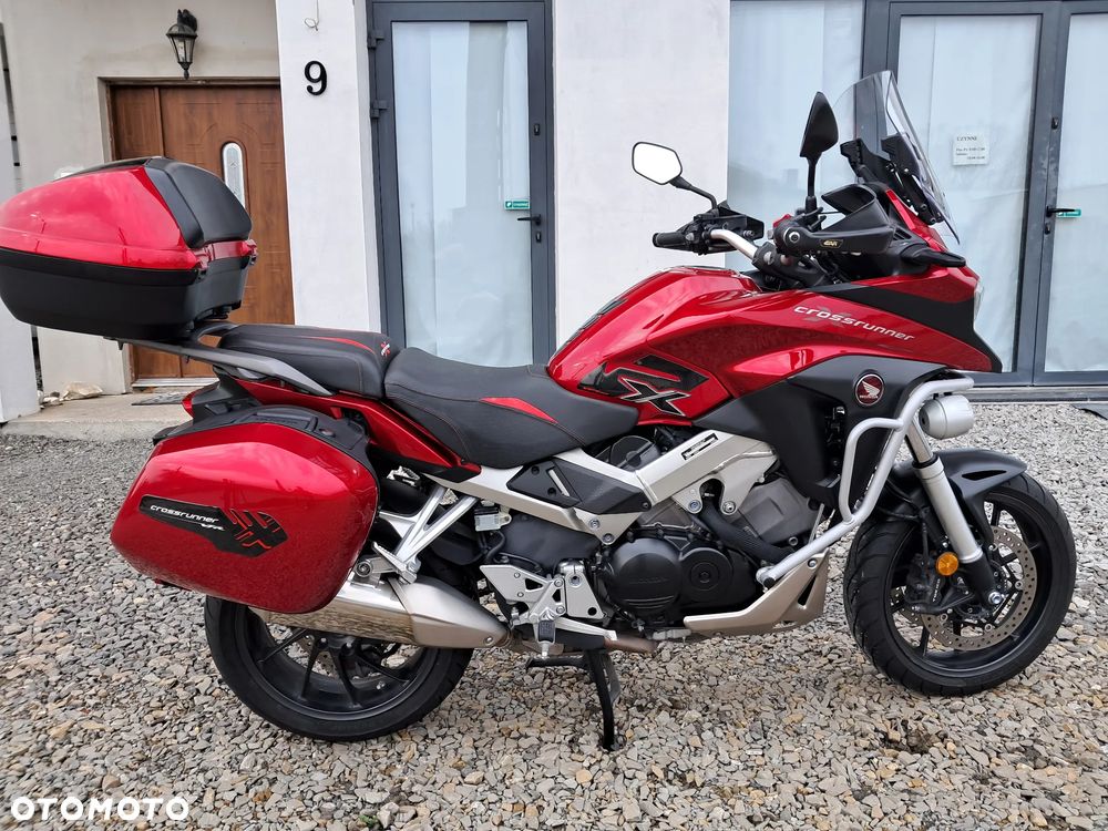 Honda VFR - 10
