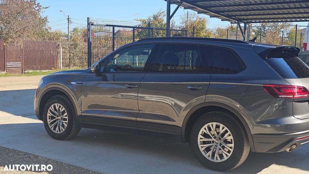 Volkswagen Touareg - 9