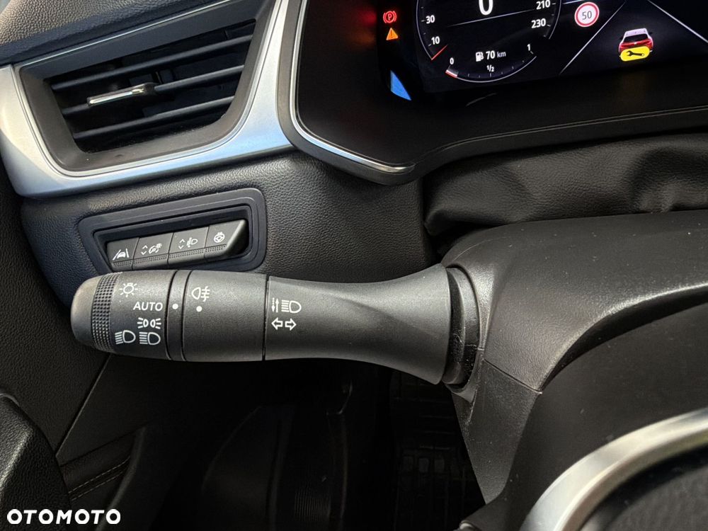 Renault Captur 1.3 TCe mHEV Techno - 27