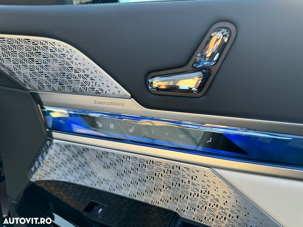 BMW M7 M760e xDrive AT PHEV - 10