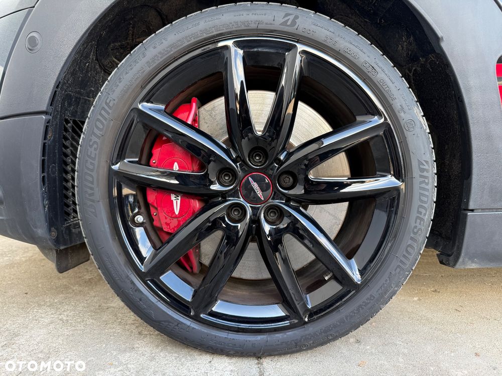 MINI John Cooper Works ALL4 sport - 9