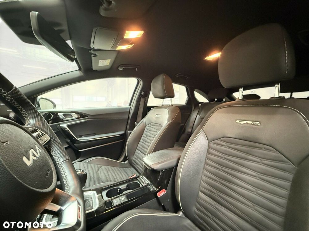 Kia ProCeed 1.5 T-GDI GT Line - 18