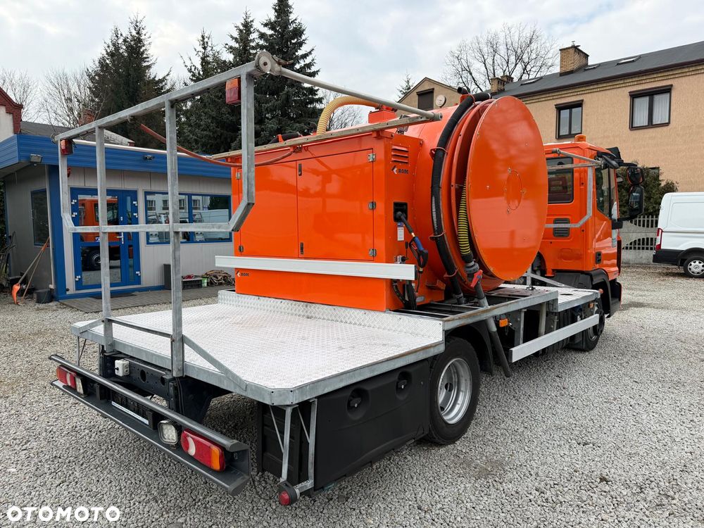 Iveco Euro Cargo 80-160L WC Serwis TOI TOI 2017r - 5