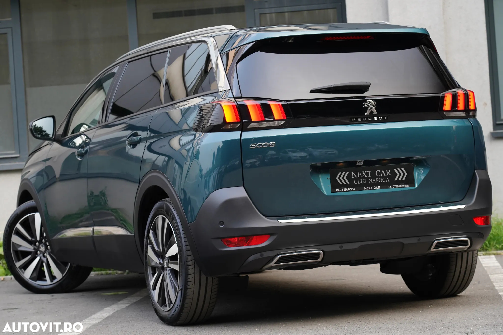 Peugeot 5008 1.5 BlueHDI s&s EAT8 Allure - 3