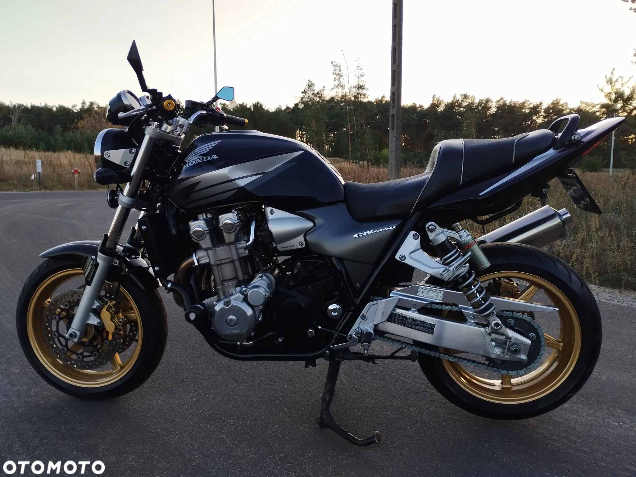 Honda CB - 2