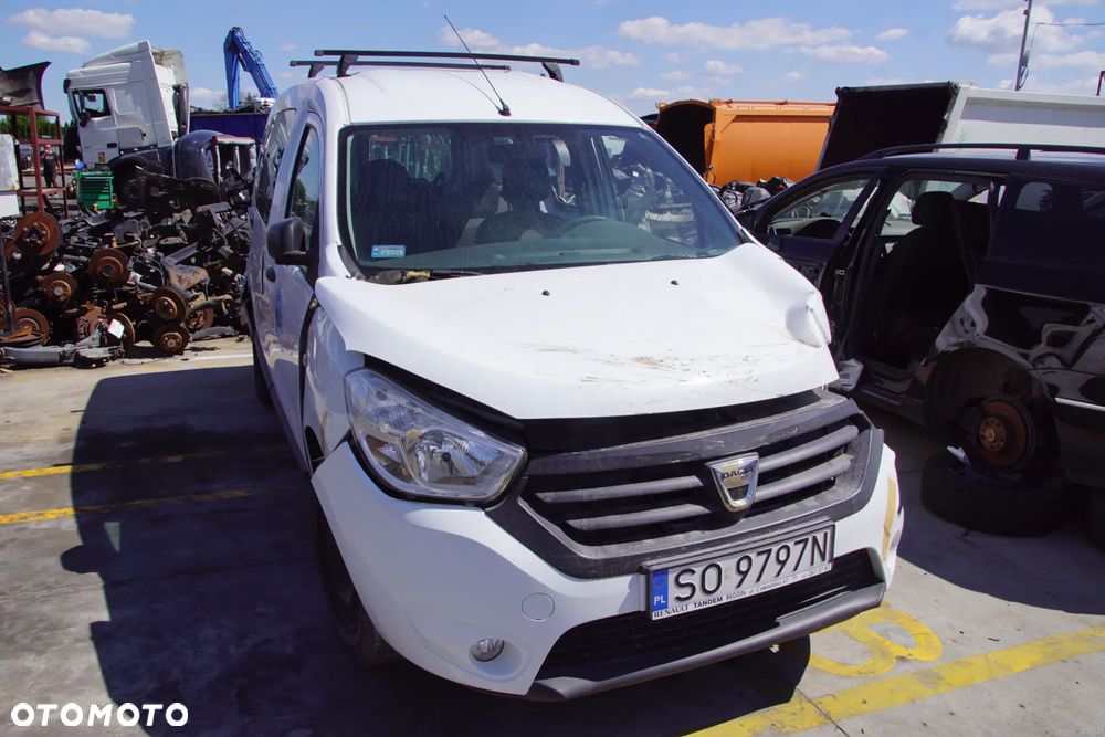 Auto na części - Dacia Dokker 1.6 SCE 102 KM H4M738 JR5076 DV369 2016R Silnik Skrzynia Drzwi Błotnik Lampa Lusterko Klamka Szyba Deska Kokpit Sterownik Moduł Czujnik Licznik Panel Kierownica - 8