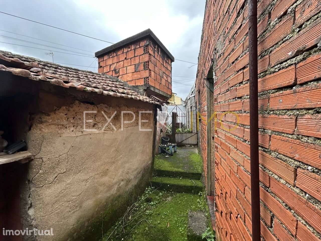 Moradia para recuperar na Vimieira (Mealhada) - Grande imagem: 5/10