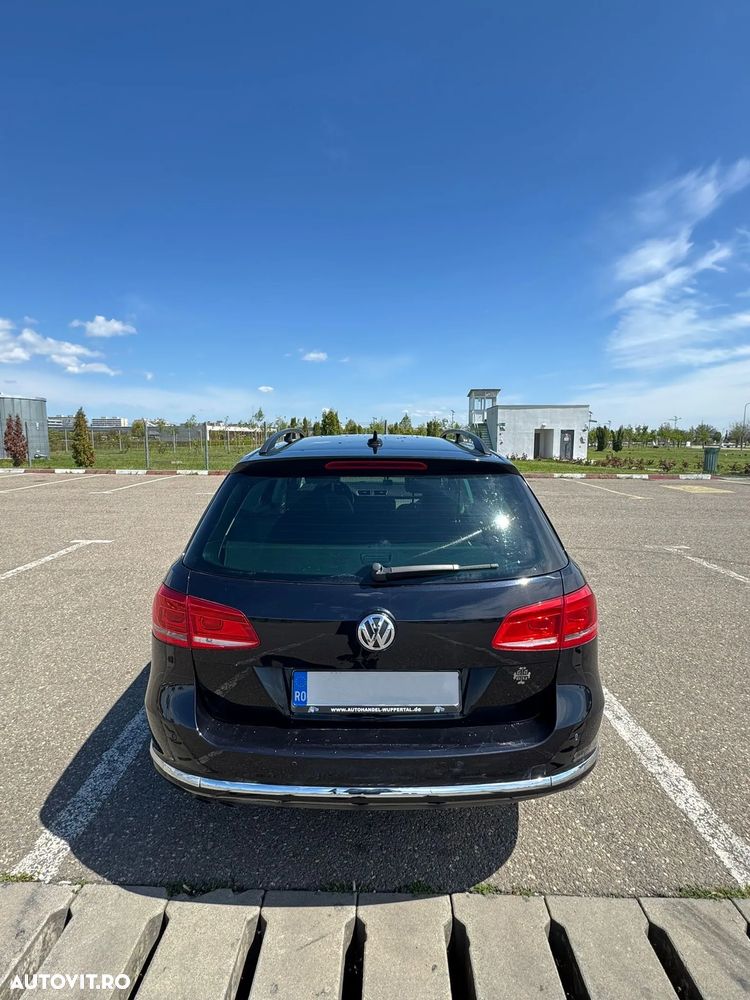 Volkswagen Passat 2.0 TDI Blue TDI Highline - 2
