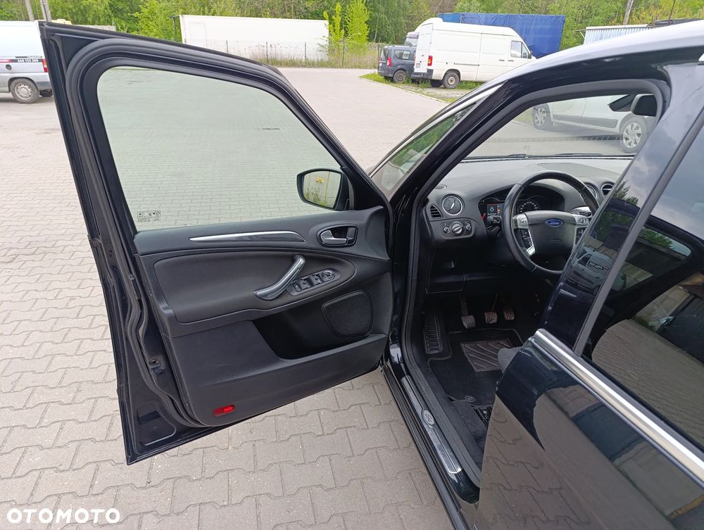 Ford S-Max 2.0 TDCi DPF Titanium - 14
