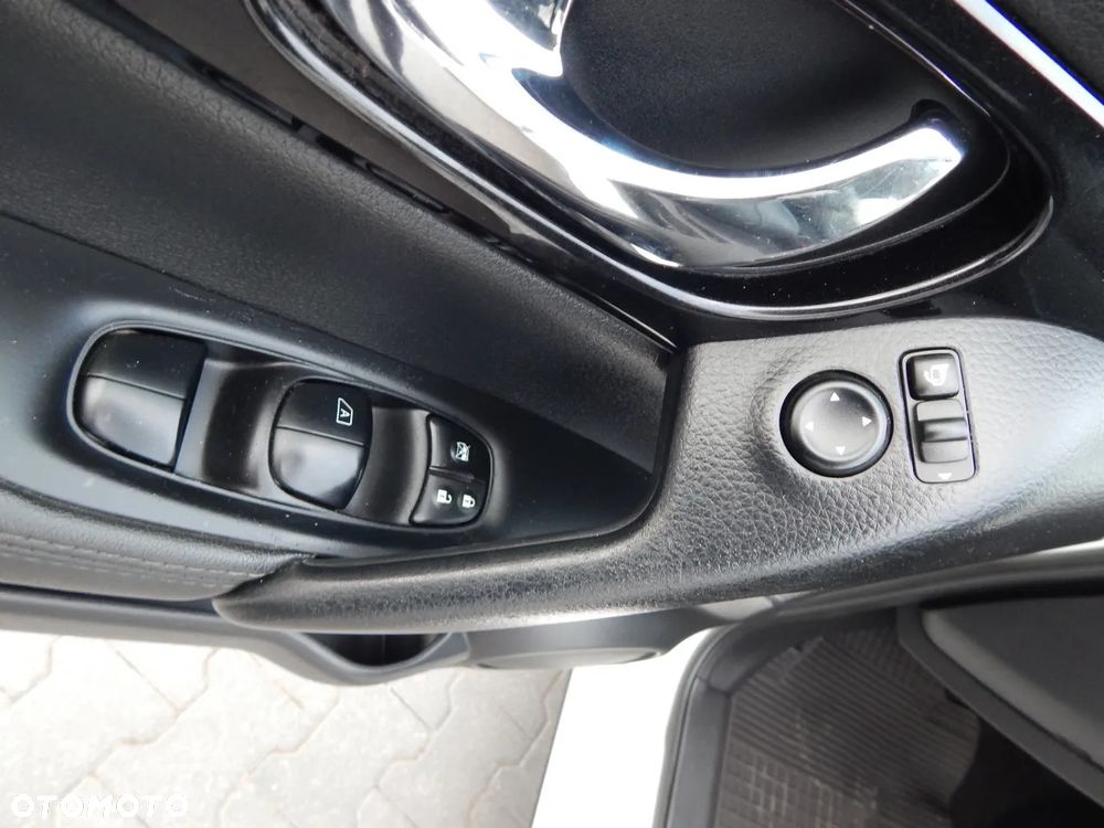 Nissan Qashqai 1.6 DCi ALL-MODE 4x4i TEKNA - 15