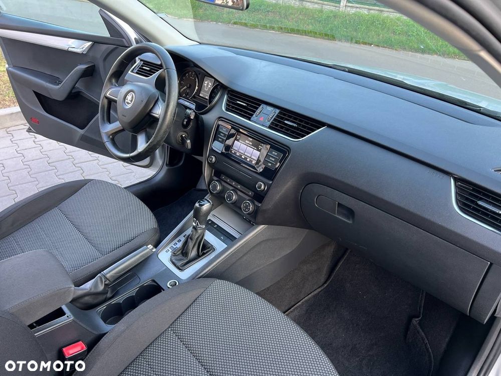Skoda Octavia Combi 1.6 TDI Green tec DSG Ambition - 24