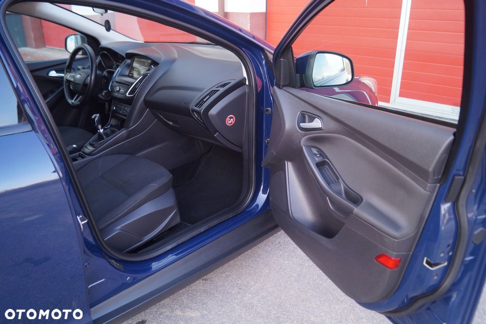 Ford Focus - 21