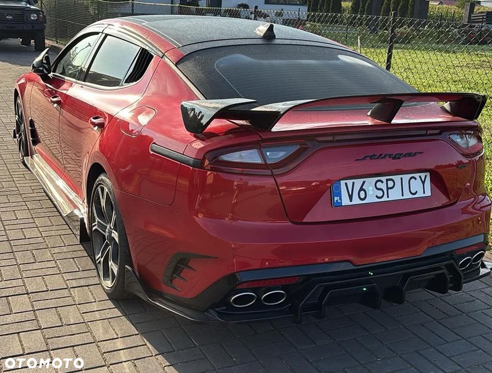 Kia Stinger - 2