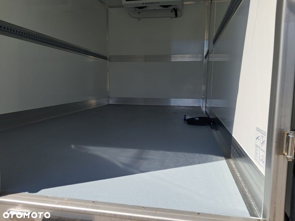 Iveco Daily Izoterma - 16