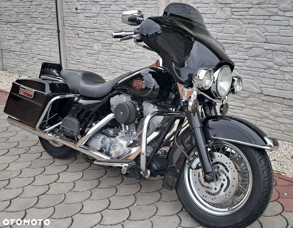 Harley-Davidson FLHT Electra Glide Standard - 2