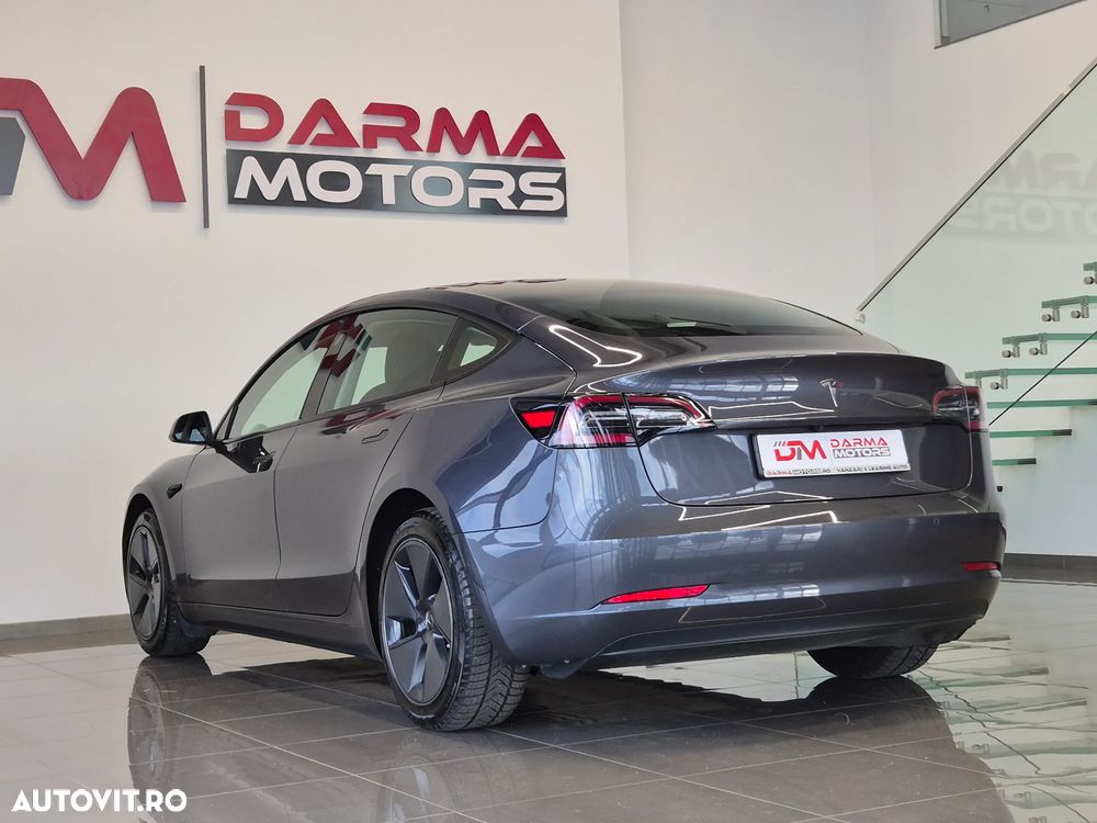 Tesla Model 3 Standard Reichweite Plus Hinterradantrieb - 6