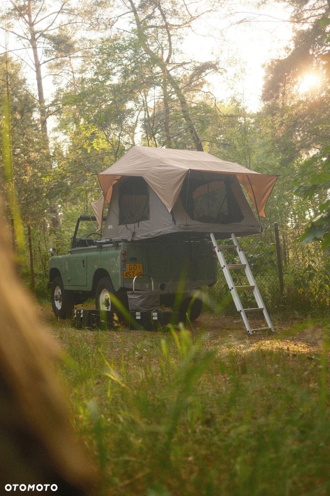 Land Rover Defender - 7