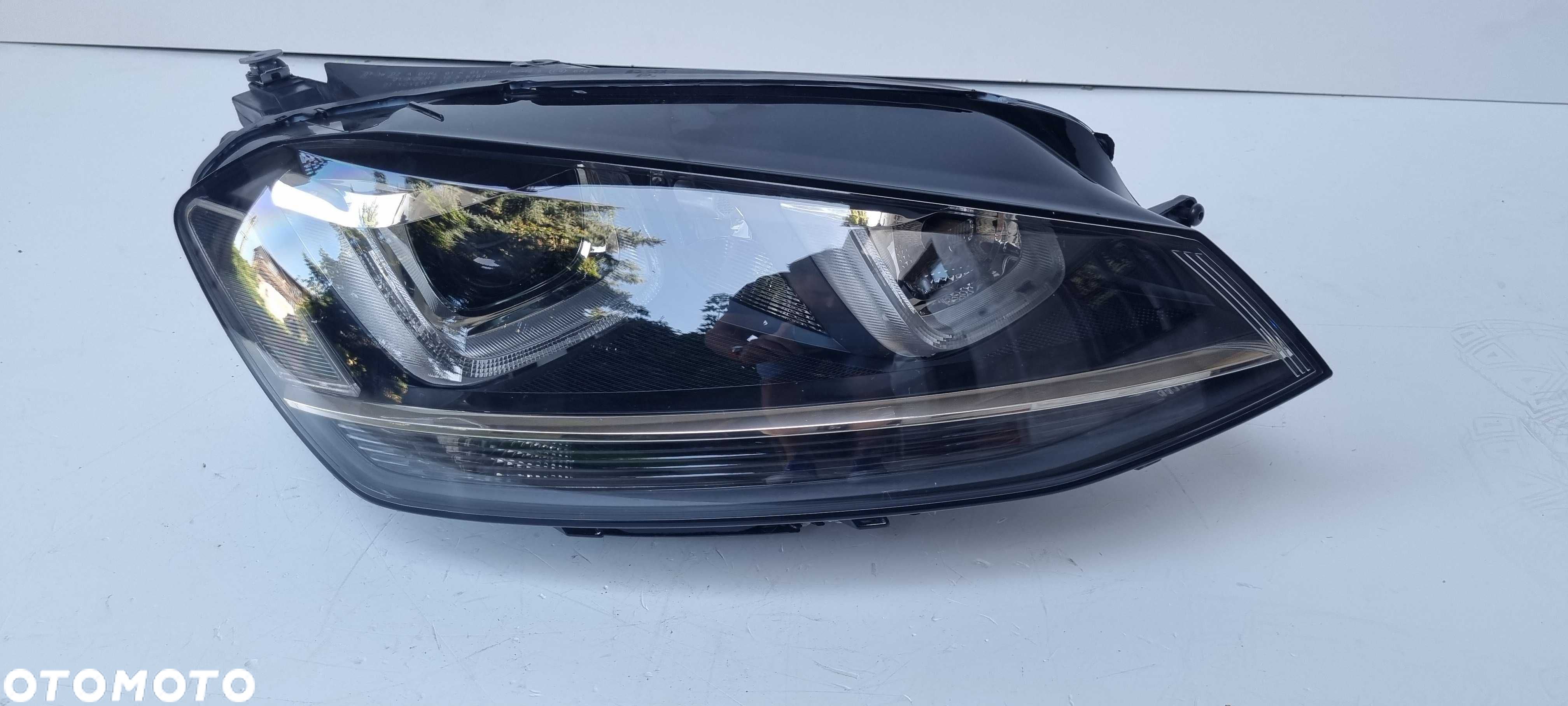 VW GOLF VII Lampa Bi-Xenon Reflektor r12-20 Przód Prawy Kraków - 3