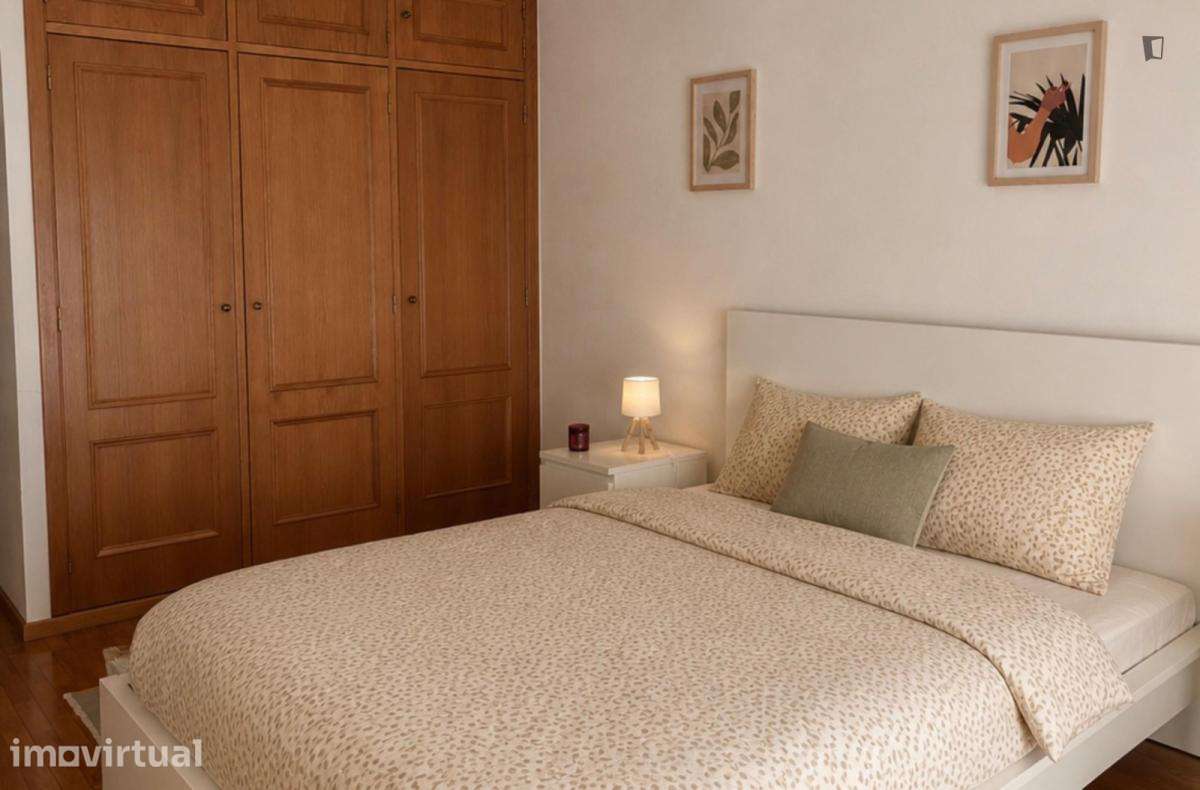 Quarto - localizado em Leiria - Grande imagem: 2/12