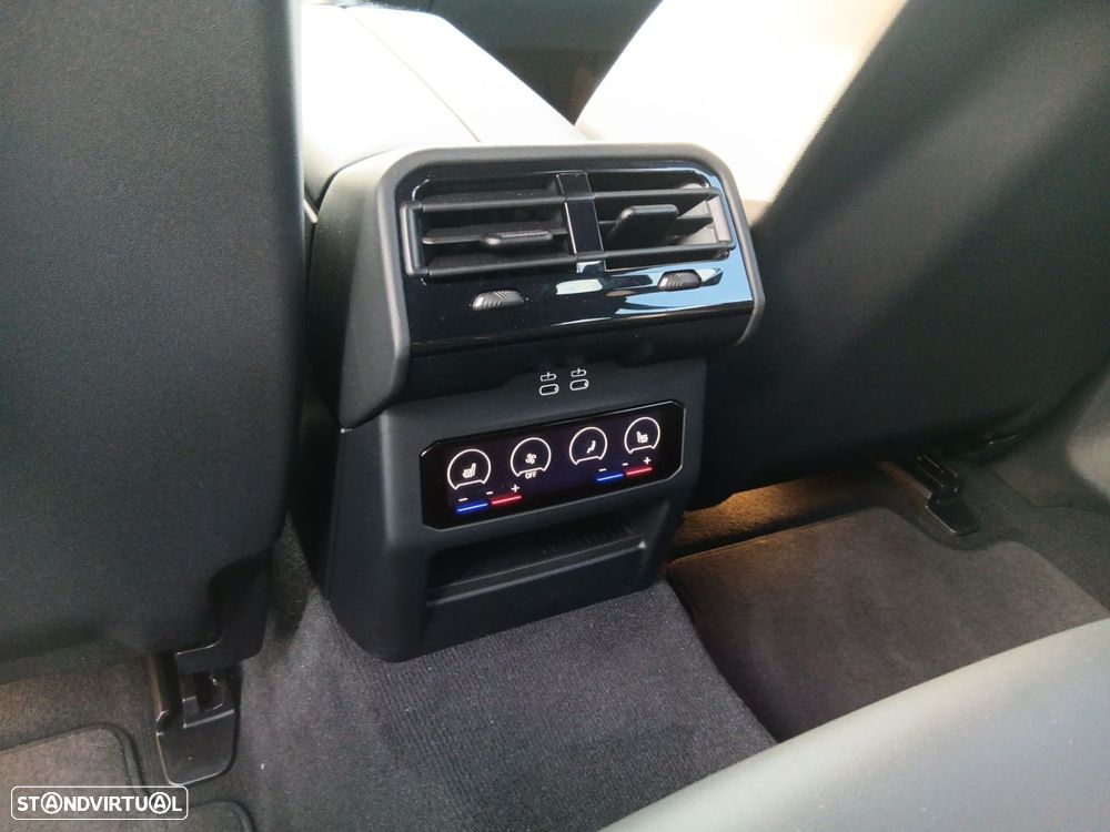 BMW 520 d Pack Desportivo M Pro - 15