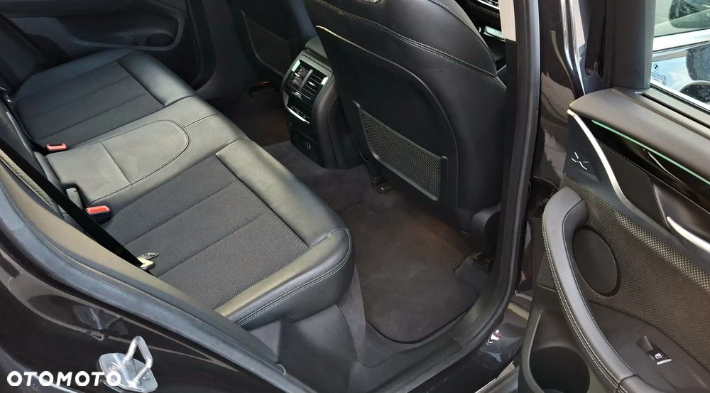 BMW X3 xDrive20d - 15