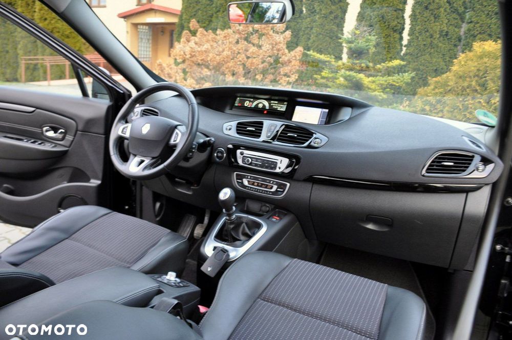 Renault Scenic - 27