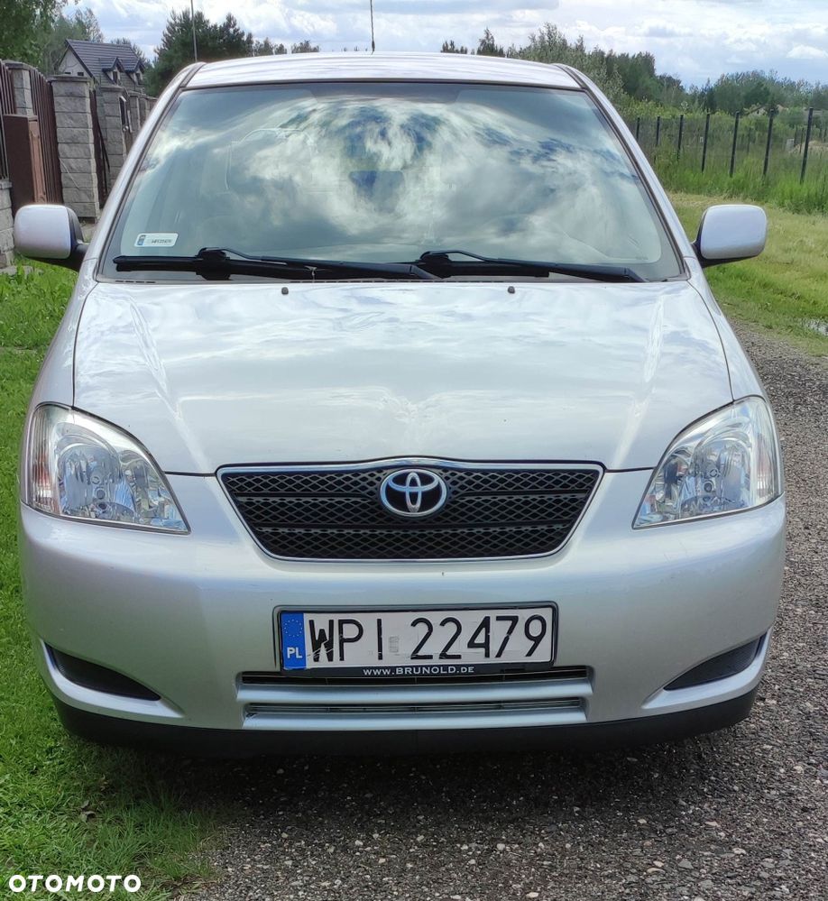 Toyota Corolla - 1